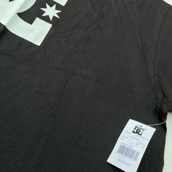 🌴DC Men’s Short Sleeve Tee Shirt🌴 - Picture 4 of 5